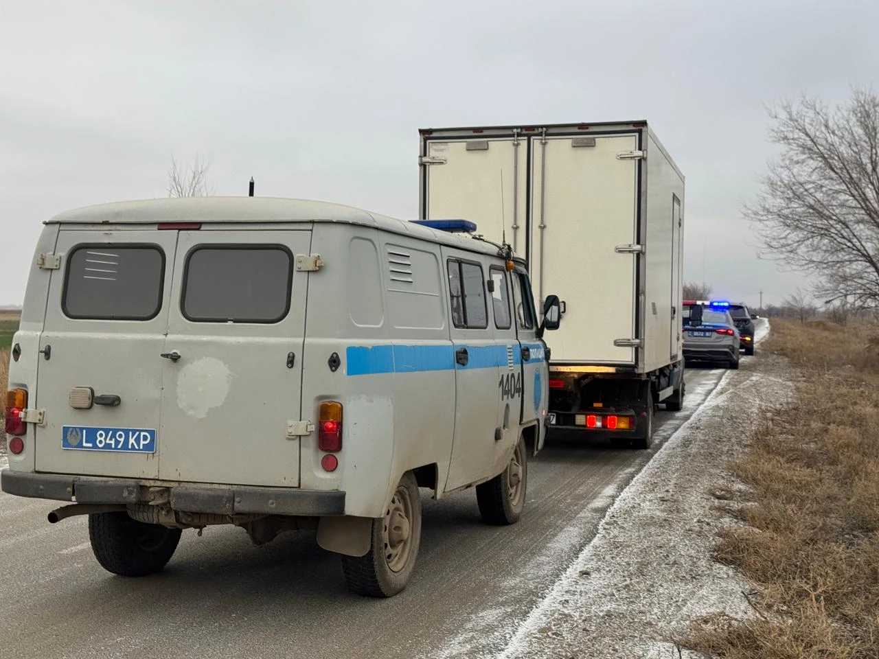 «Газель» с 3,5 тоннами раков задержали в ЗКО